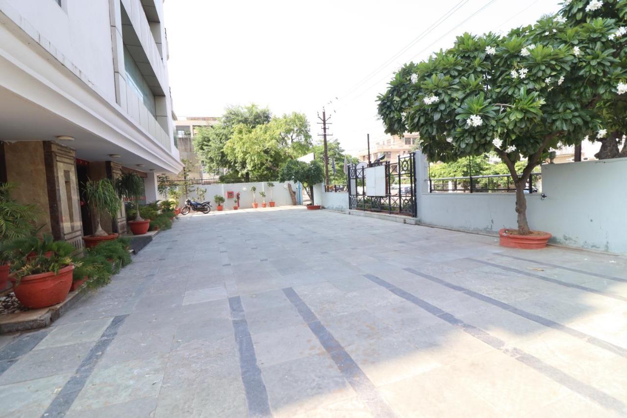 Crestmont Ashapurna Jaipur, Banipark Hotel Luaran gambar