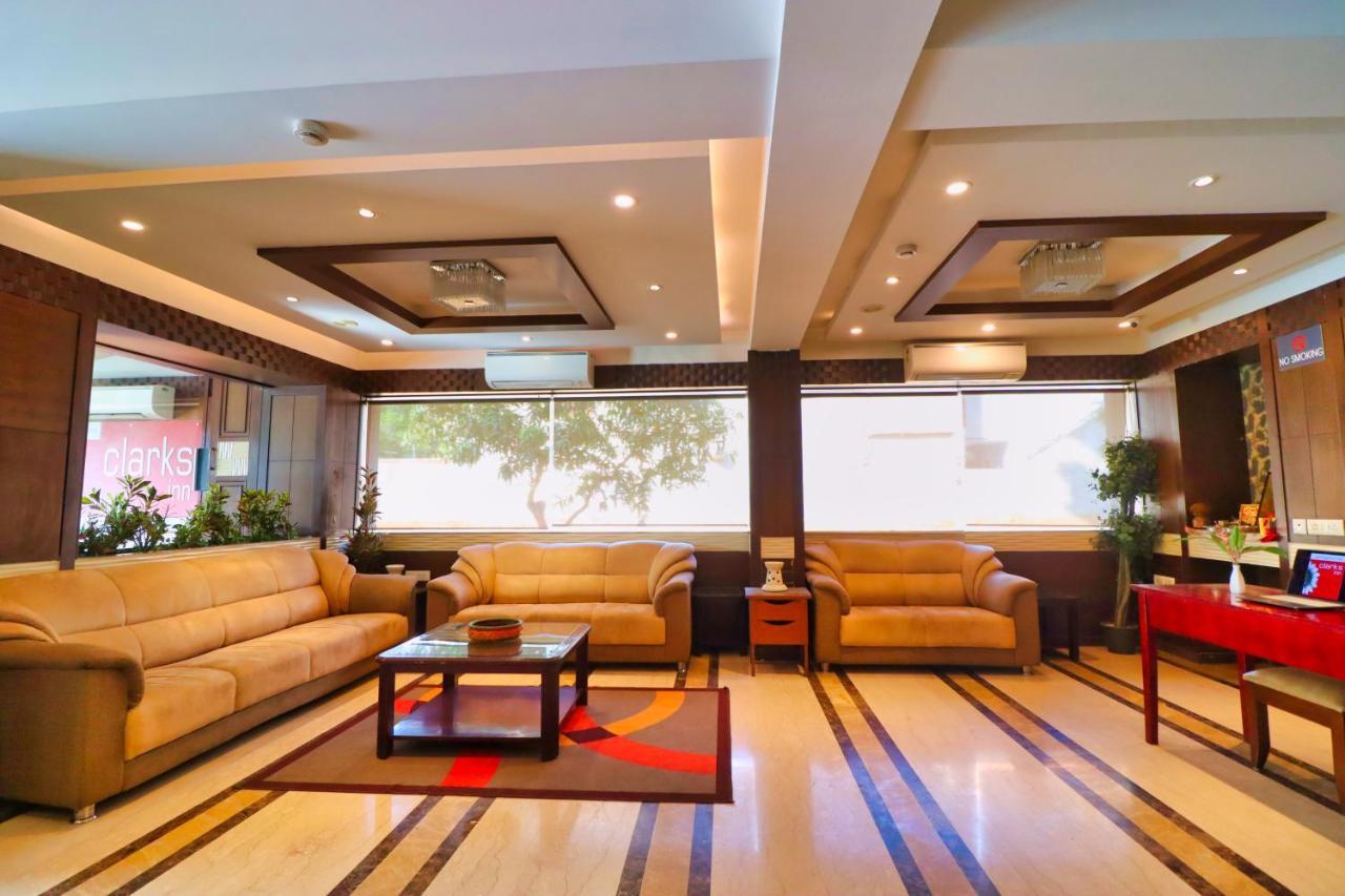 Crestmont Ashapurna Jaipur, Banipark Hotel Luaran gambar