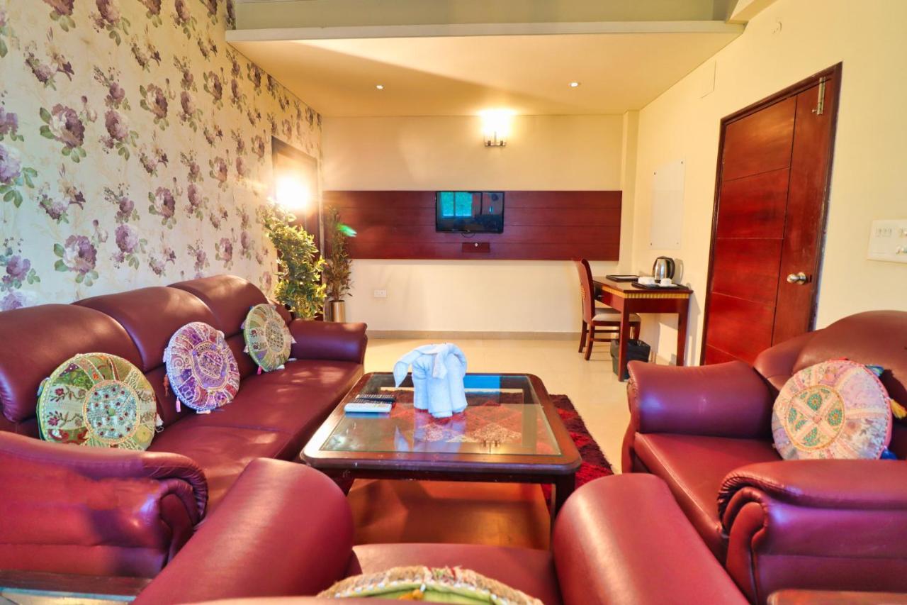 Crestmont Ashapurna Jaipur, Banipark Hotel Luaran gambar