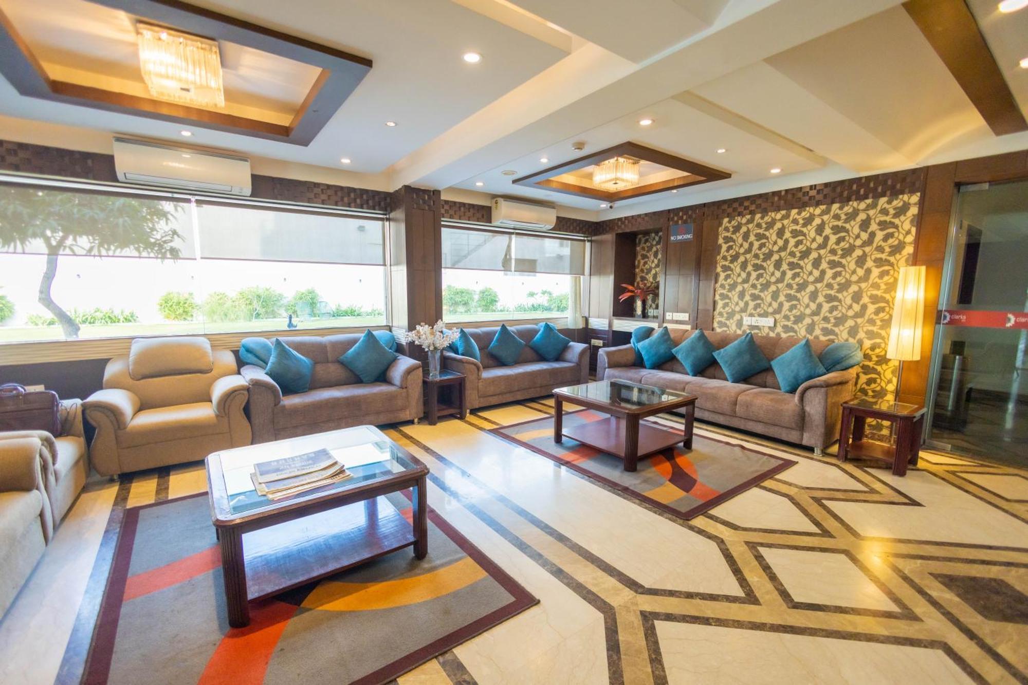 Crestmont Ashapurna Jaipur, Banipark Hotel Luaran gambar
