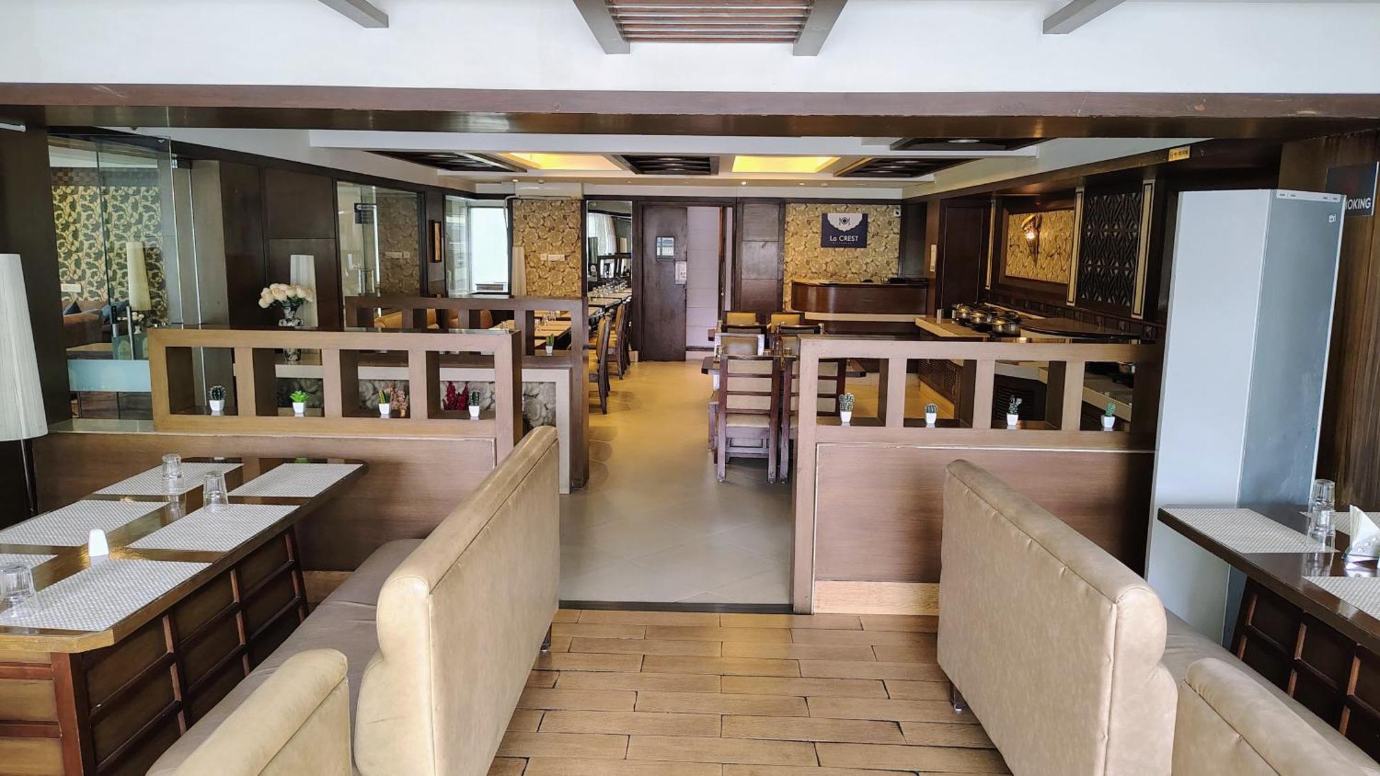 Crestmont Ashapurna Jaipur, Banipark Hotel Luaran gambar