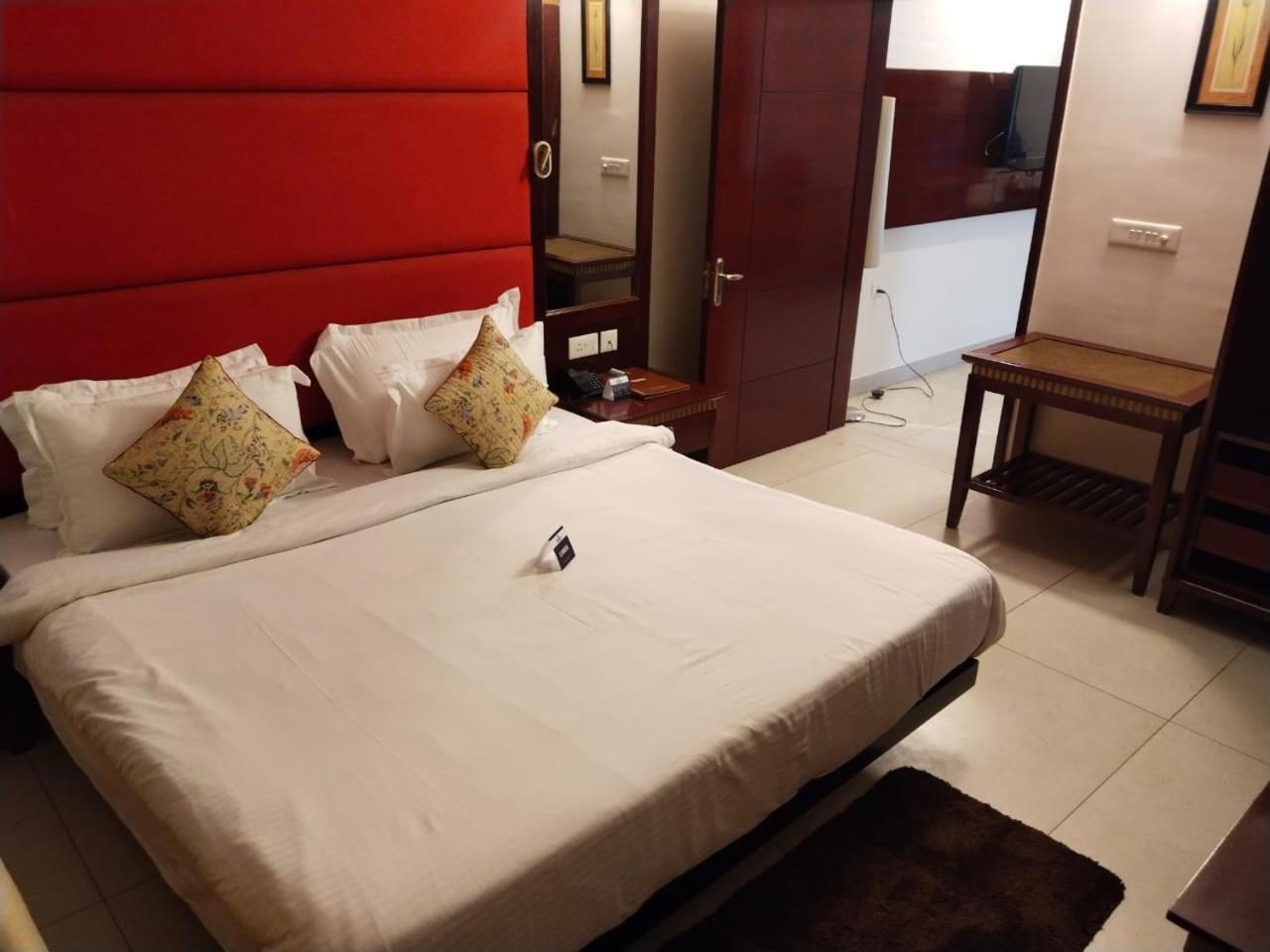 Crestmont Ashapurna Jaipur, Banipark Hotel Luaran gambar